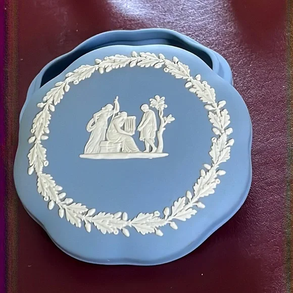 Vintage Wedgwood Jasperware - Picture 1 of 11